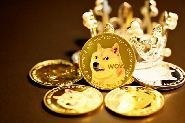 Dogecoin Price To Breakout To $1.4? Analyst Reveals Critical Levels To Watch For A Pump Or Crash