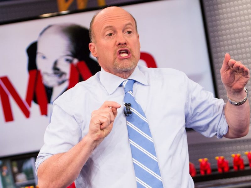 Be selective with retail stocks in this economic environment