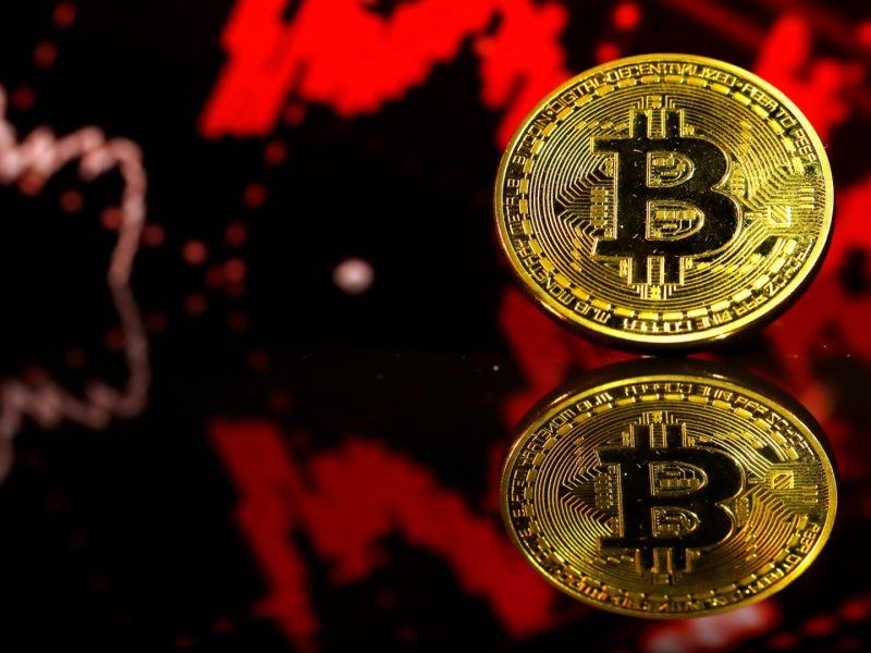 Bitcoin continues slide that’s roiling markets, threatens to break below $80,000