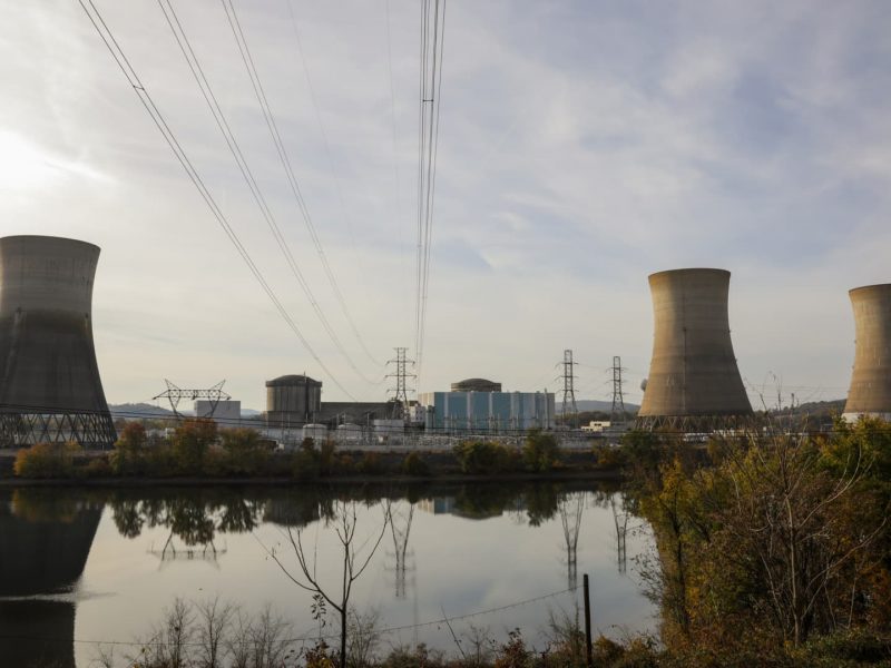 Trump backs Three Mile Island restart with $1 billion loan to Constellation