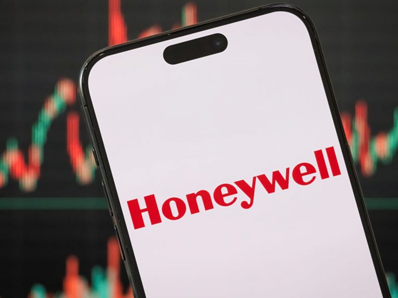 Ignore Street’s ‘shameful’ double downgrade of Honeywell, Cramer says