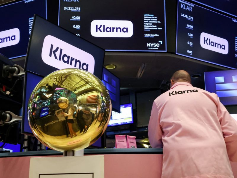 Stocks making the biggest moves midday: NET, KLAR, MSTR, ENR