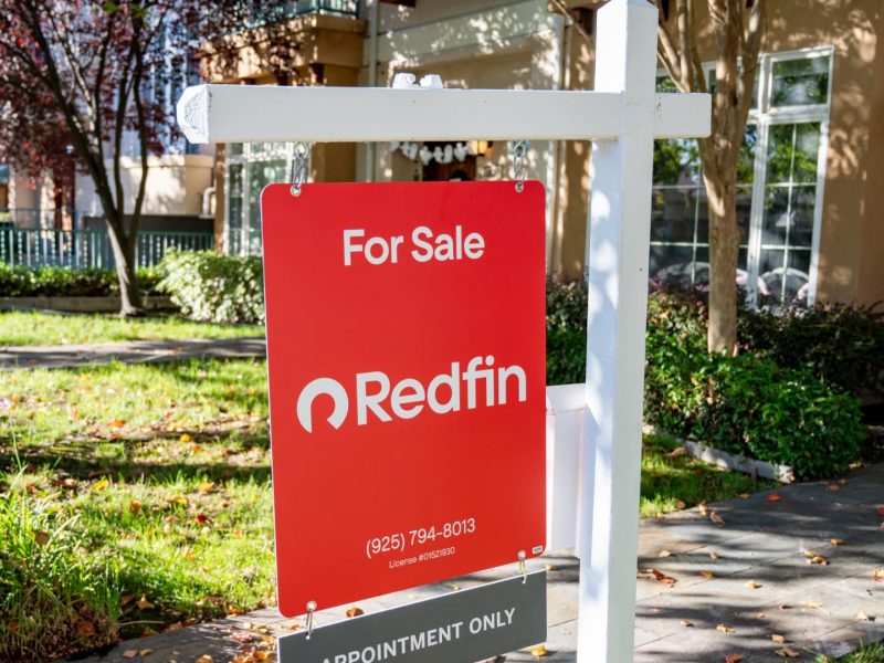 October existing home sales see small gain, but supply is dropping