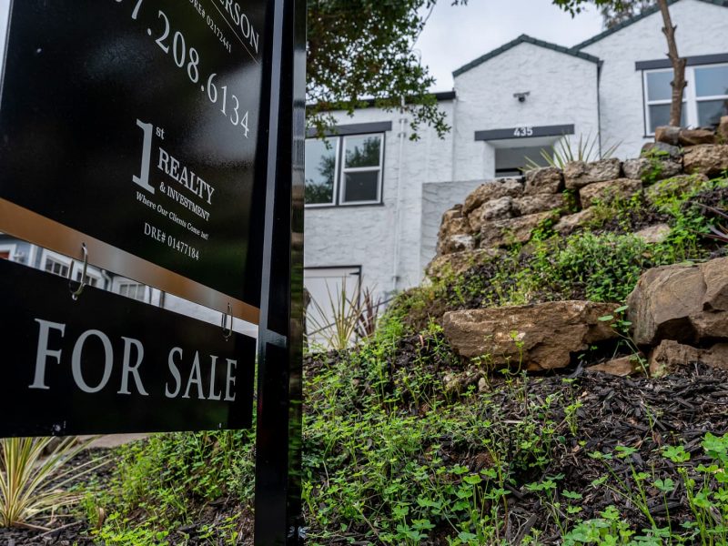 Bezos- and Benioff-backed startup launches trading platform for shares of rental homes