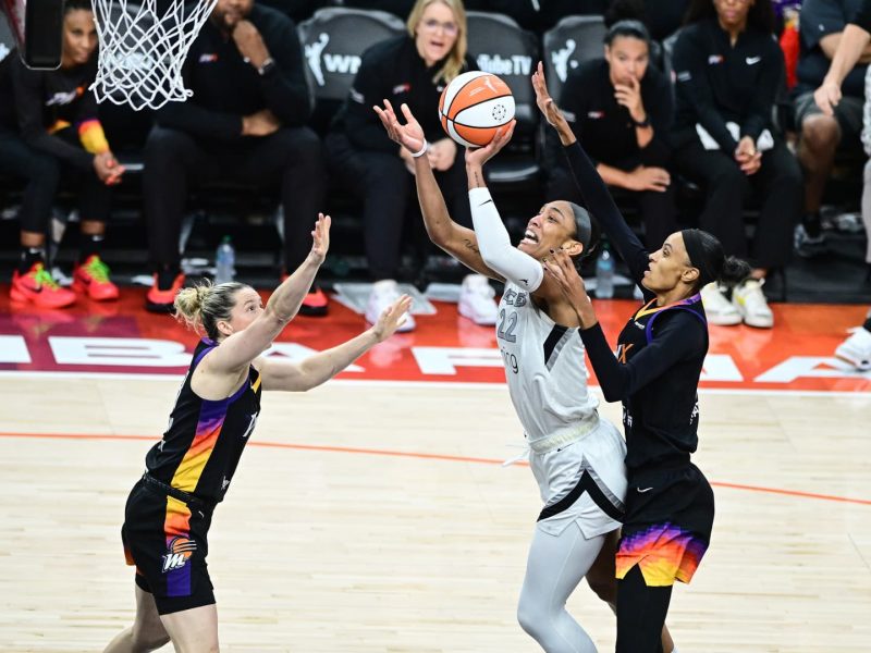 WNBA players union labor collective bargaining deadline nears