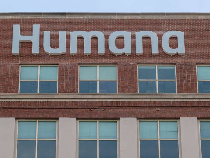 Stocks making the biggest moves premarket: HUM, GLW, GM, BA