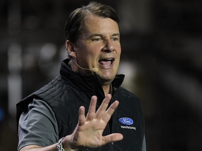 Ford to offer eyes-off driving tech with $30,000 EV in 2028