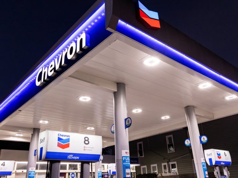 Market sees Chevron the big Venezuela winner. But oil majors face a long road