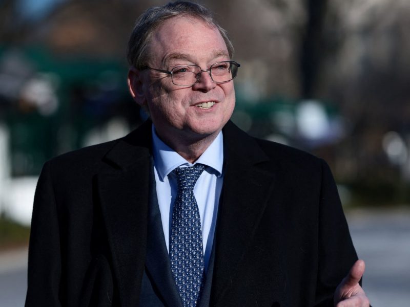 Hassett praises Trump’s pick of Warsh to lead Fed, says he has his ‘dream job’ already