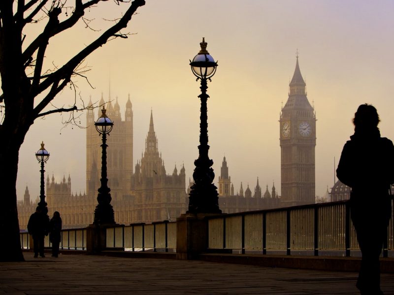 UK economy ekes out 0.1% growth in the fourth quarter