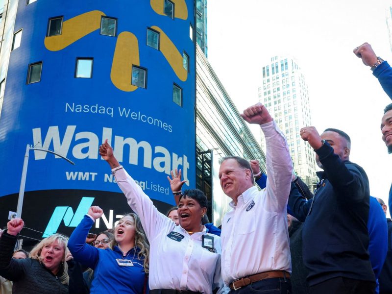 Walmart (WMT) hits $1 trillion market cap
