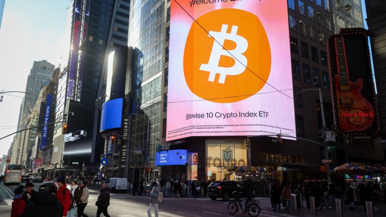 In bitcoin crash, ETF flows are down, but don’t signal investor panic